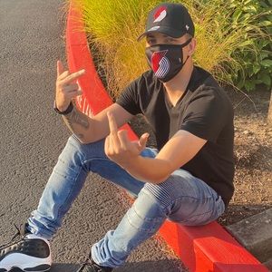 Meet your Posher, Anthony